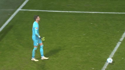 1736479635668097442.gif 波鸿小.gif